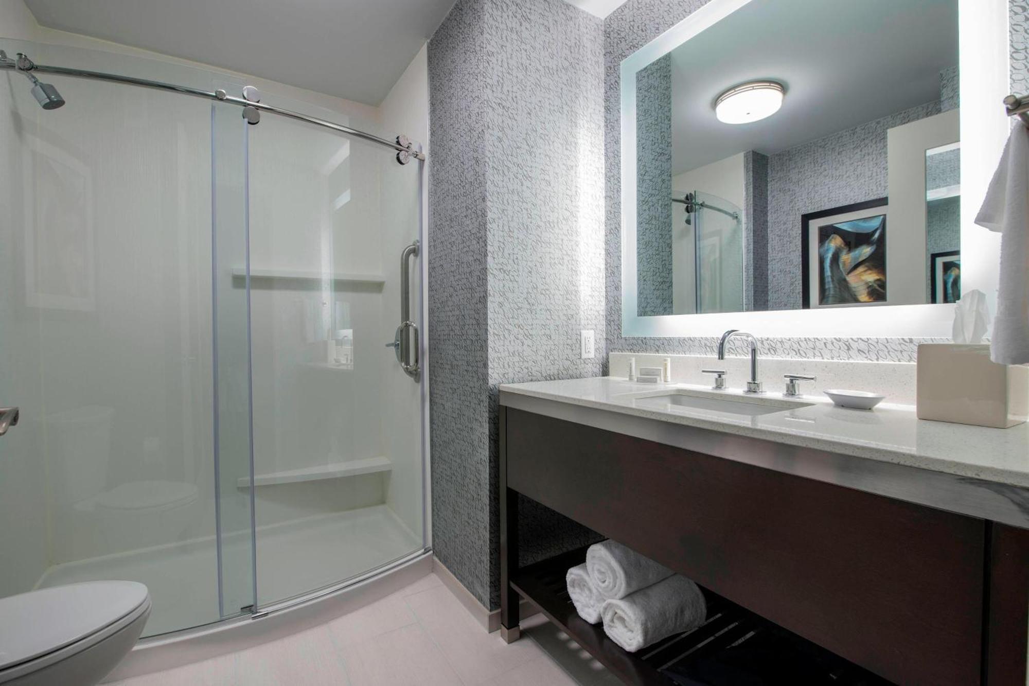 Towneplace By Marriott Boston Logan Airport/chelsea Hotel